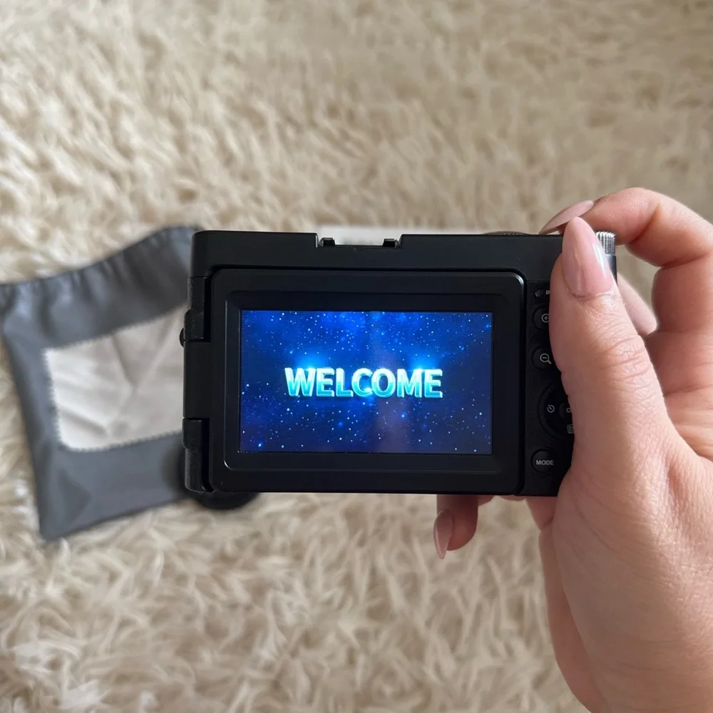 4K Digital Vlogging Camera with Carry Pouch and Manual